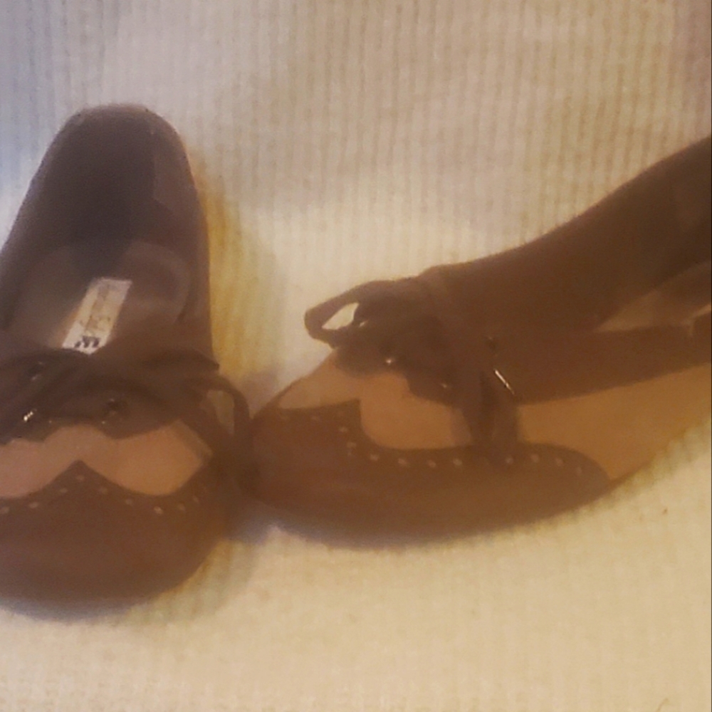 Woman's flats